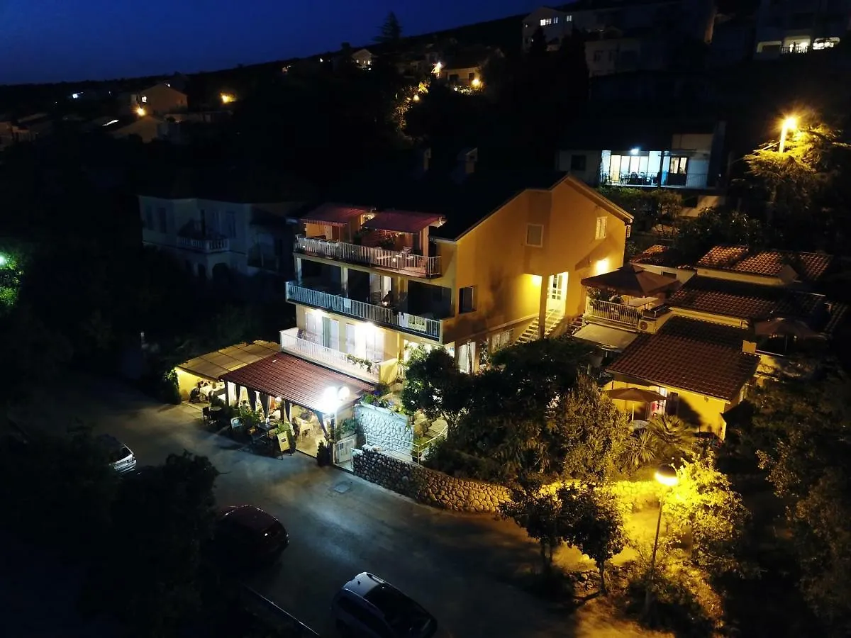 Apartments & Rooms Karla Dramalj Guest house